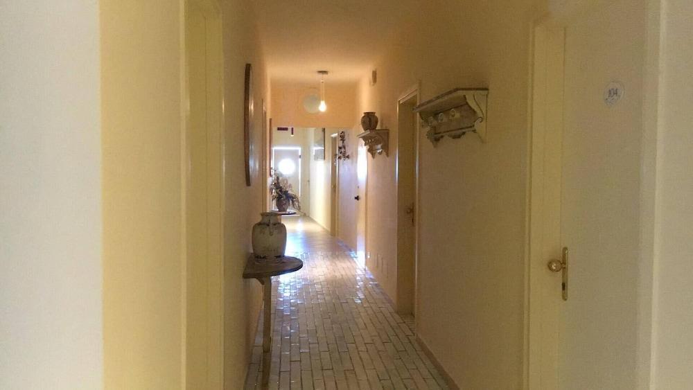 La Conchiglia Hotel Сперлонга Екстериор снимка