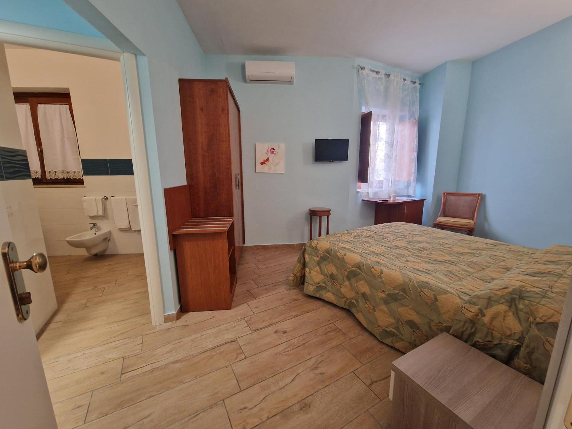 La Conchiglia Hotel Сперлонга Стая снимка