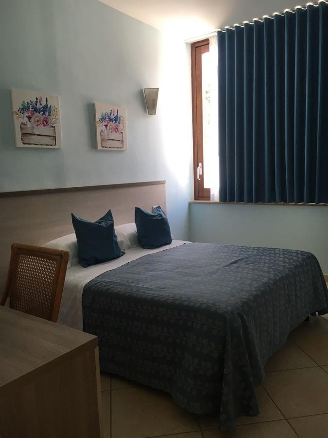 La Conchiglia Hotel Сперлонга Екстериор снимка