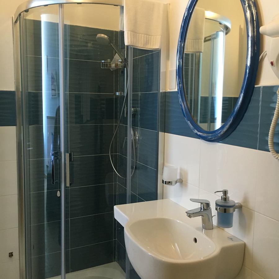 La Conchiglia Hotel Сперлонга Екстериор снимка