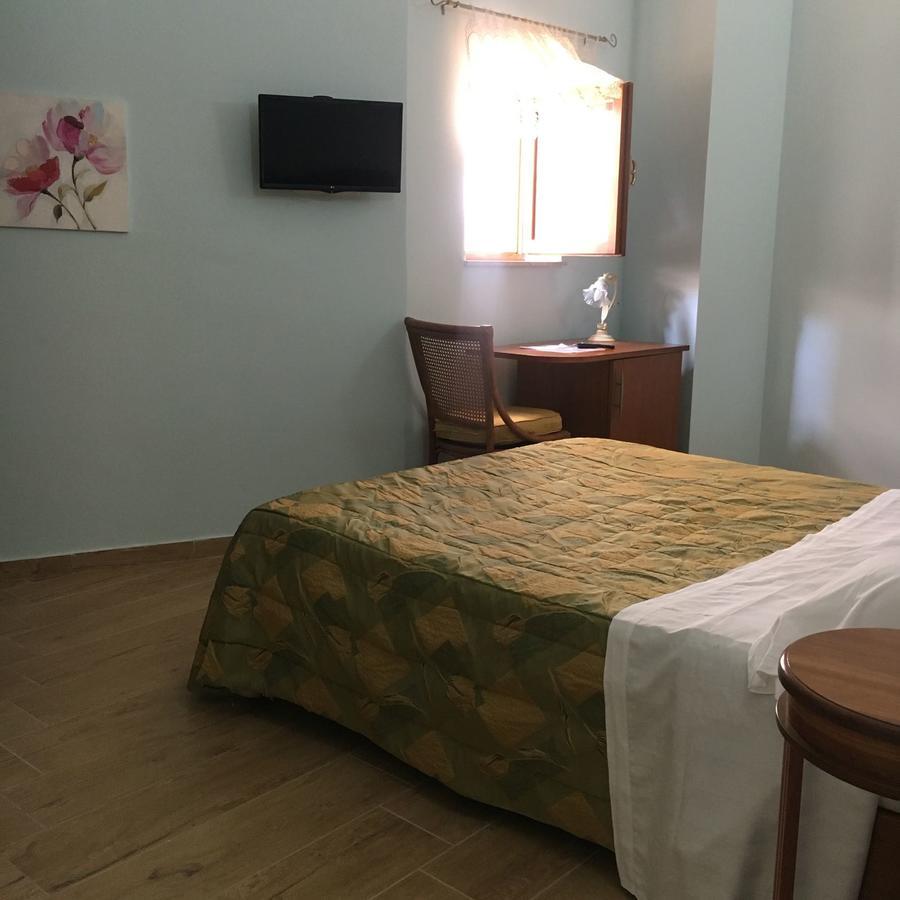 La Conchiglia Hotel Сперлонга Екстериор снимка